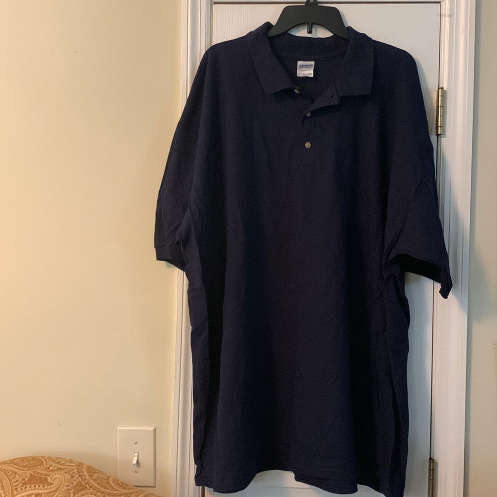 Men knit shirt.